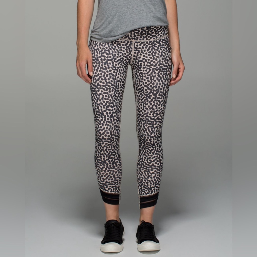 Lululemon High Times Pant *Wrap Mesh Ace Spot Grain Black / Black Size 6-8